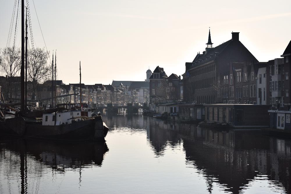 canal view near U of Leiden